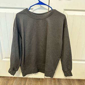 Lululemon perfectly oversized crew